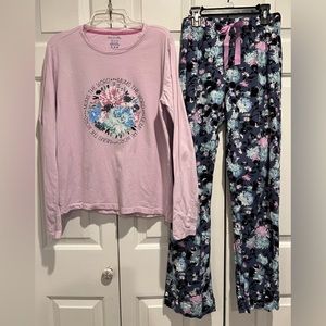VERA BRADLEY 2 Piece Pajama Set- Cotton, Long Sleeve Shirt & Navy Floral Pants